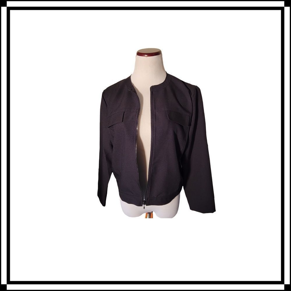 EUC! Kathie Lee Collection, Black Zip UP Jacket, Faux Pocket.  Size medium